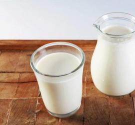Молочные продукты: плюсы и минусы, о которых надо знать Чем полезно деревенское коровье молоко