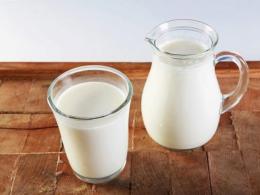 Produkty mleczne: zalety i wady, które musisz znać Korzyści płynące z wiejskiego mleka krowiego