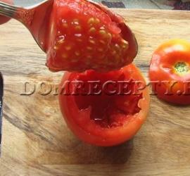 Meze için doldurulmuş domates