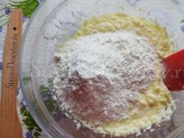 Συνταγή για τυρόπηγμα cupcakes σε φόρμες σιλικόνης με φωτογραφίες