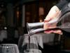 Zašto nam trebaju dekanter i perlator: oprema za poznavatelje vina Za koje se vina ne mogu koristiti