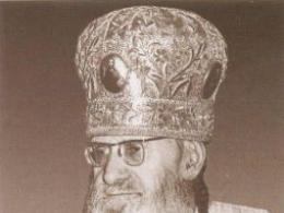 Αρχιερέας Leonid Roldugin: