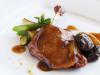 Yavaş bir tencerede haşlanmış ördek: patates ve diğer sebzelerle parçalar halinde yemek pişirmek için tarifler